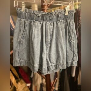 🖤American Eagle Chambray Blue Women's Shorts